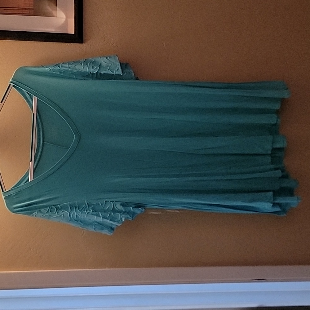 Lane Bryant v neck, teal blouse, with textured short sleeves, 18w/20w